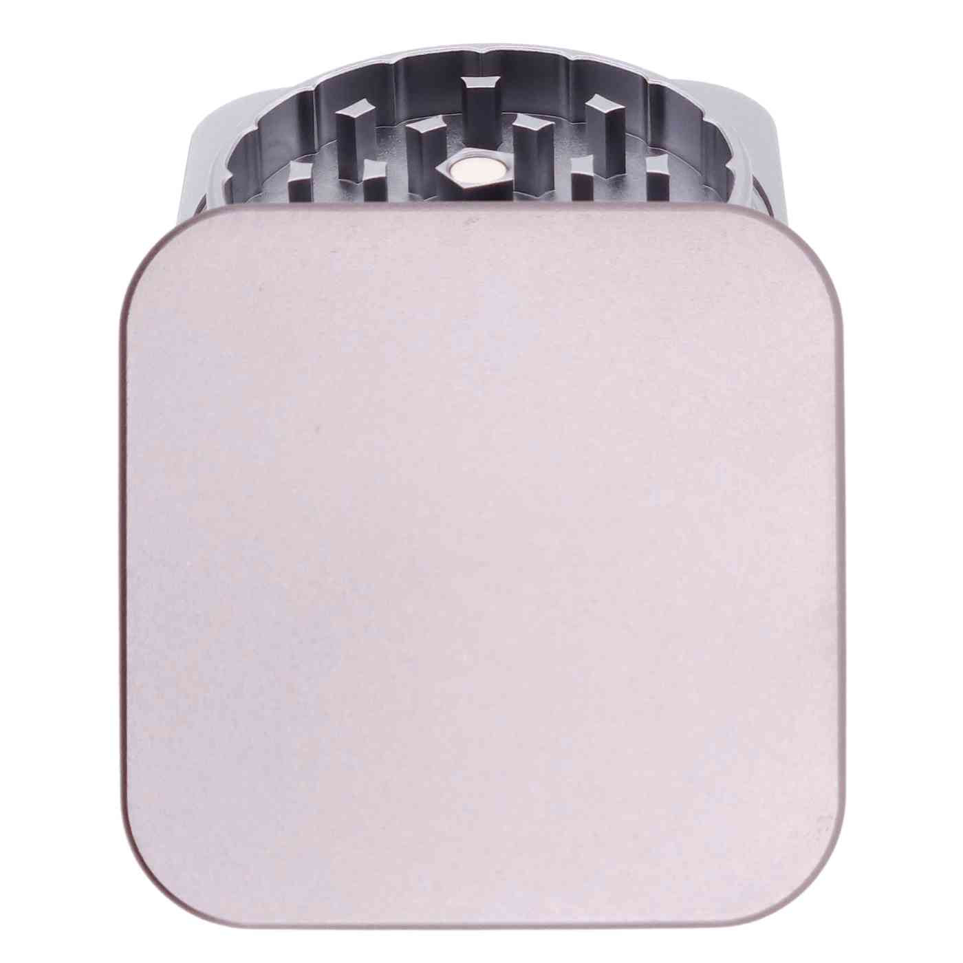 Personalisierter quadratischer Grinder in Grau – mit eigenem Motiv oder Text gravierbar.