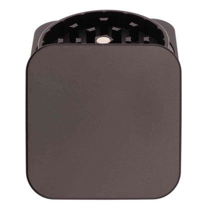 Quadratischer Grinder in Schwarz – personalisiert mit Gravur, moderne Form zum Selbstgestalten.